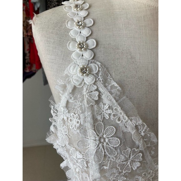 New For Love & Lemons Rosette Lace Top Size Small - Picture 4 of 4